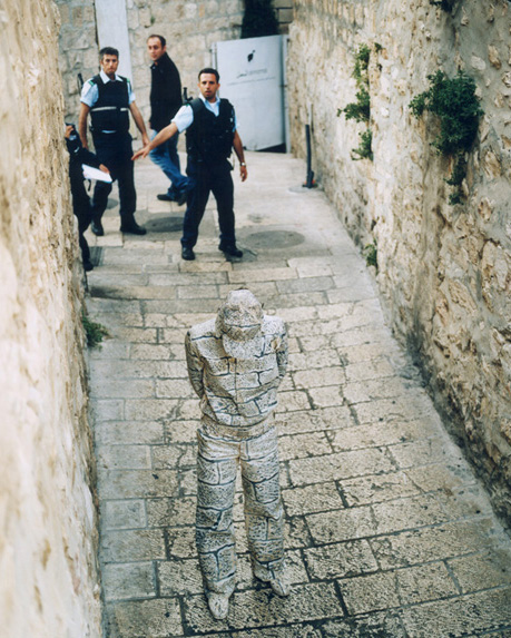 Police Camera Christian Quarter/Police ©&nbsp;Désirée Palmen (2006)